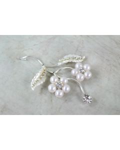Pearl Diamante Flower With Leaves