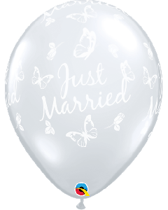 16" Diamond Clear Just Married Butterflies Latex 50pk Qualatex