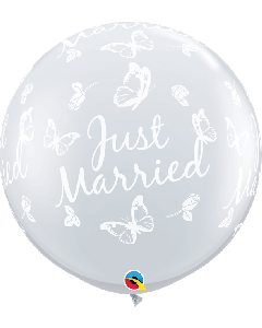 36" Diamond Clear Just Married Latex 2pk Qualatex