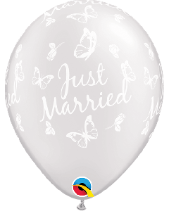 11" Pearl White Just Married Butterflies Latex 25pk Qualatex